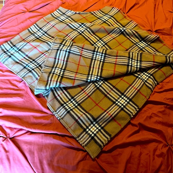 Plaid poncho large - Picture 2 of 2